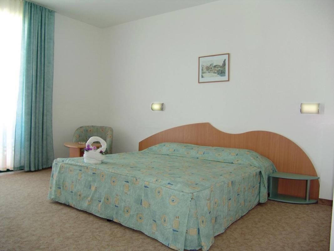 Mena Palace Hotel Sluneční pobřeží Exteriér fotografie